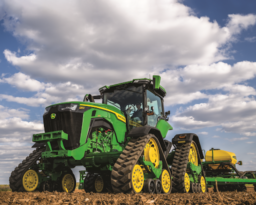 8RX 370 Four-Track tractor