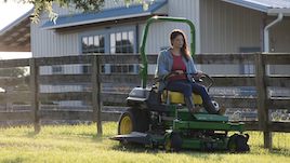 Top Things to Consider: Zero-Turn Mowers vs. Riding Lawn Mowers